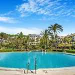 Hacienda De Nagueeles - Golden Mile By Finest Марбелья