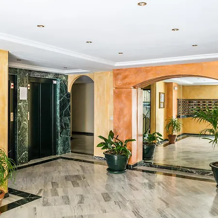 公寓 Hacienda De Nagueeles - Golden Mile By Finest