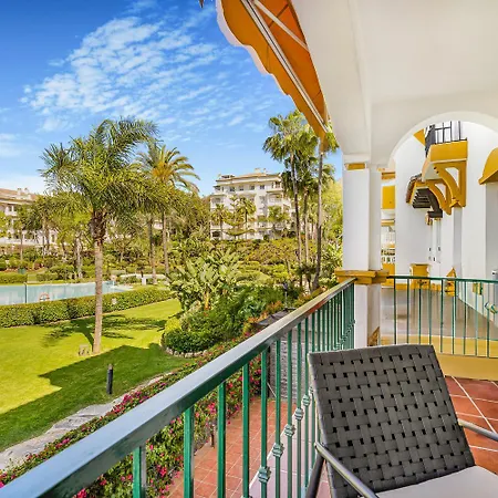 Hacienda De Nagueeles - Golden Mile By Finest 马尔韦利亚