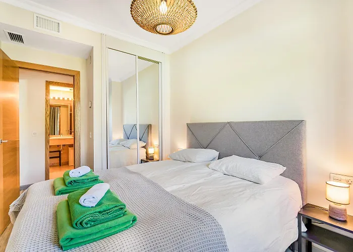 Hacienda De Nagueeles - Golden Mile By Finest *