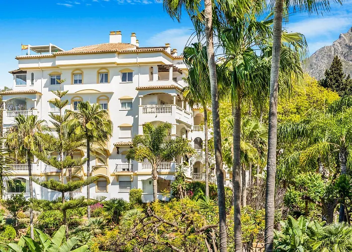 Hacienda De Nagueeles - Golden Mile By Finest