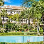 Hacienda De Nagueeles - Golden Mile By Finest Marbella